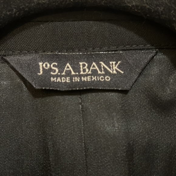 Jos A Bank Black Suit Jacket, Size 42R - Picture 4 of 6